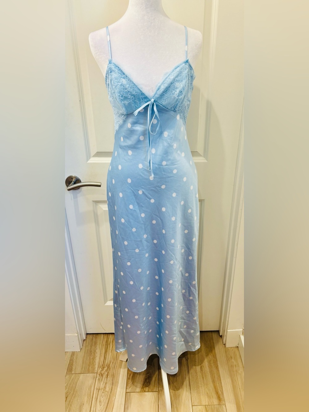 NWT Jessica Simpson Light Blue Polka Dot Lace-Trim Slip Dress - M
